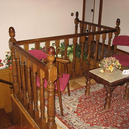 Hostal Maria Cristina Мадрид Екстер'єр фото
